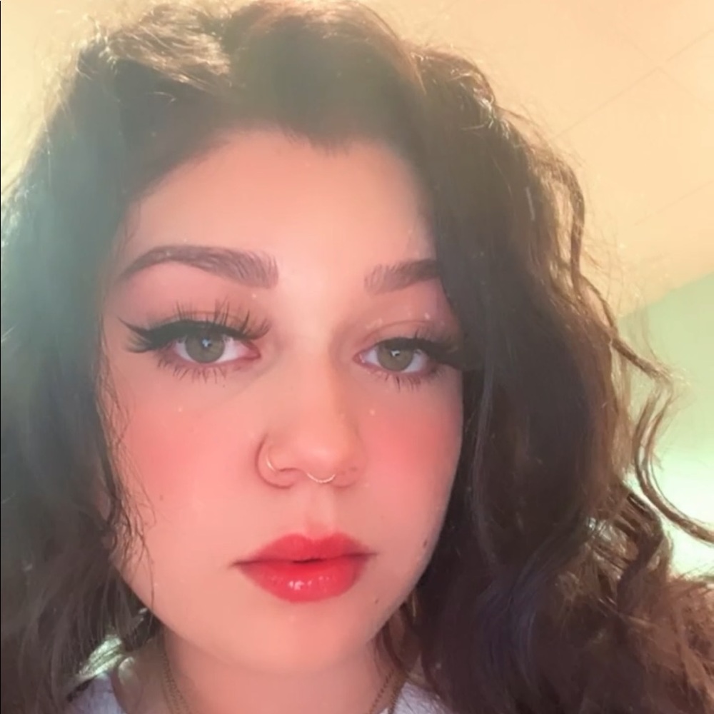 Meet your Posher, Sammie